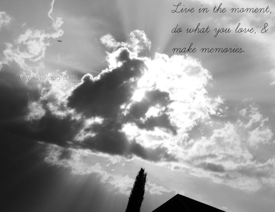 Live.Laugh.L0ve. // Time is already going so fast Live.Laugh.L0ve. // Time is already going so fast