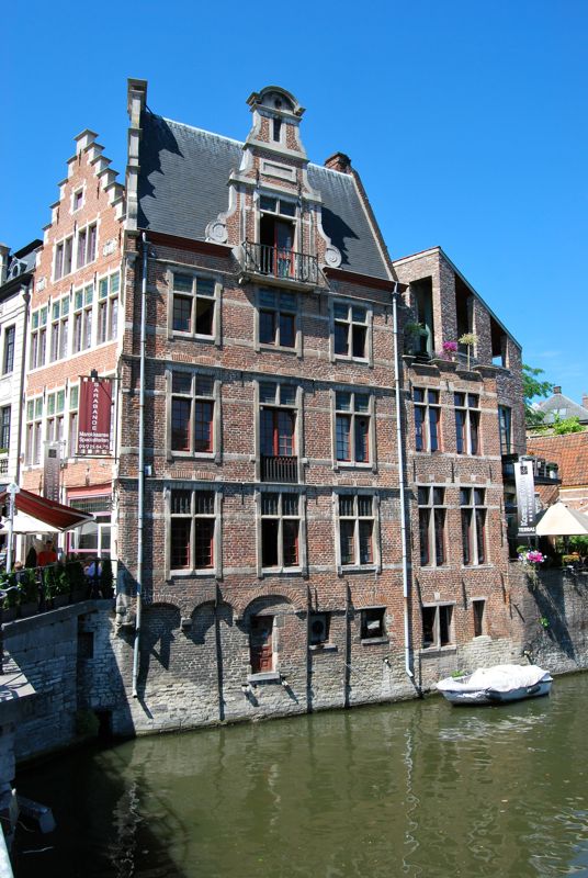 http://i1309.photobucket.com/albums/s632/LeBruxellois/Gand/DSC_0178b_zps08e5f558.jpg