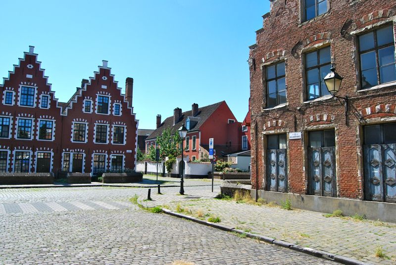 http://i1309.photobucket.com/albums/s632/LeBruxellois/Gand/DSC_0184b_zpsbf1a95a4.jpg