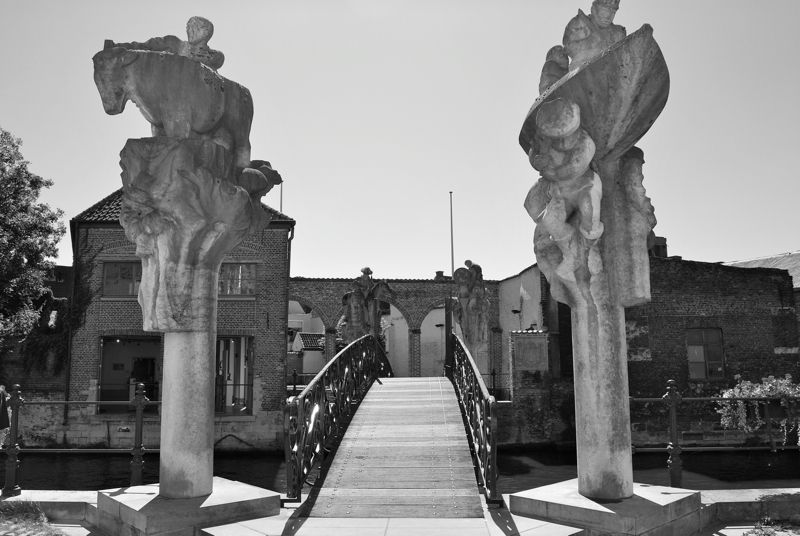 http://i1309.photobucket.com/albums/s632/LeBruxellois/Gand/DSC_0194b_zpsec3bd3c6.jpg
