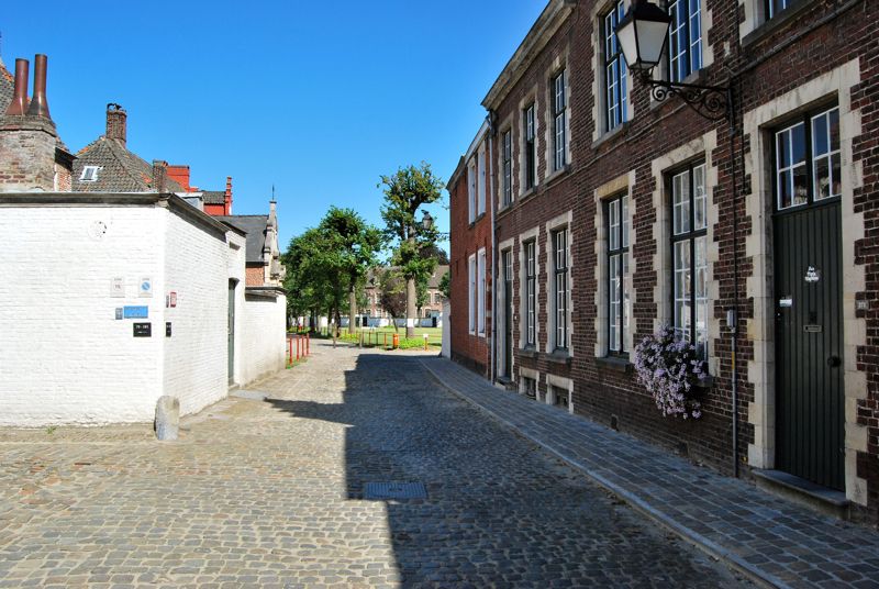 http://i1309.photobucket.com/albums/s632/LeBruxellois/Gand/DSC_0221b_zps99770ff3.jpg