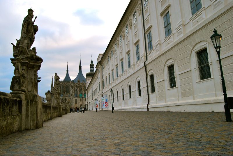 http://i1309.photobucket.com/albums/s632/LeBruxellois/Kutna%20Hora/DSC_0059b_zps0585be31.jpg