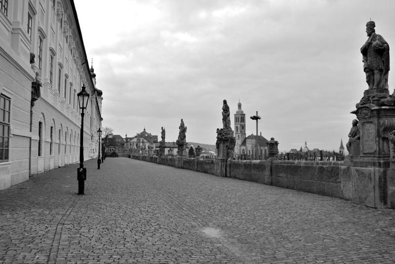 http://i1309.photobucket.com/albums/s632/LeBruxellois/Kutna%20Hora/DSC_0087b_zpsd1e87118.jpg