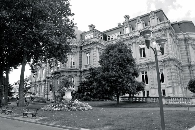 http://i1309.photobucket.com/albums/s632/LeBruxellois/Lille/DSC_0001b_zpsc18be873.jpg