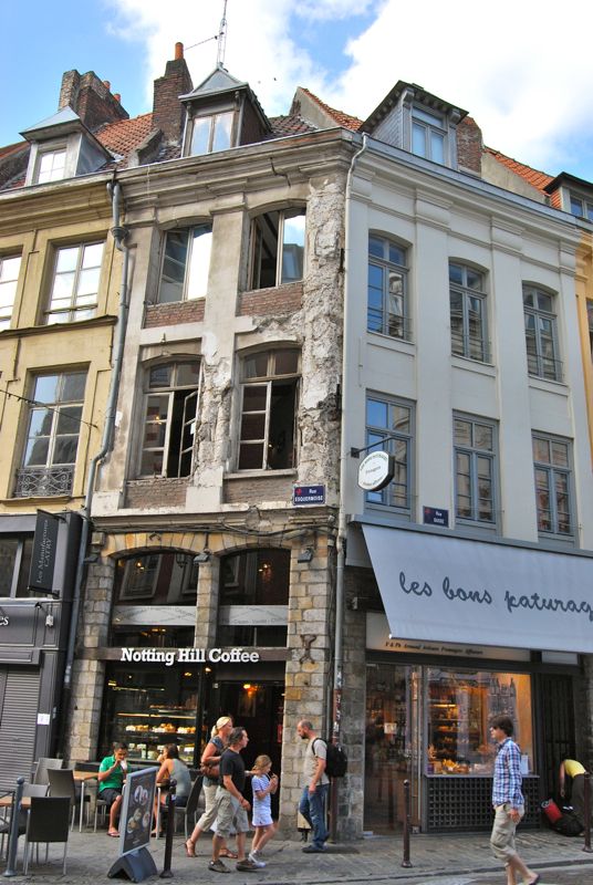 http://i1309.photobucket.com/albums/s632/LeBruxellois/Lille/DSC_0035b_zps6675e7e9.jpg