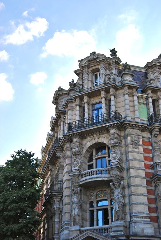 http://i1309.photobucket.com/albums/s632/LeBruxellois/Lille/DSC_0044b_zps9ba57b0b.jpg