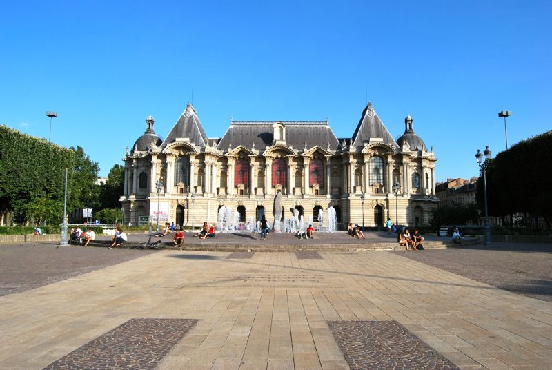 http://i1309.photobucket.com/albums/s632/LeBruxellois/Lille/DSC_0047b_zps34f3fb8e.jpg
