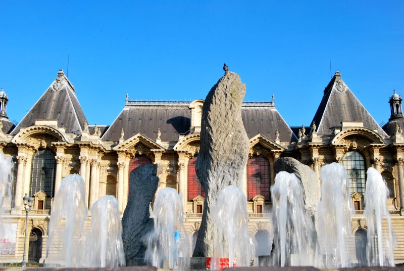 http://i1309.photobucket.com/albums/s632/LeBruxellois/Lille/DSC_0050b_zpsb4351f35.jpg