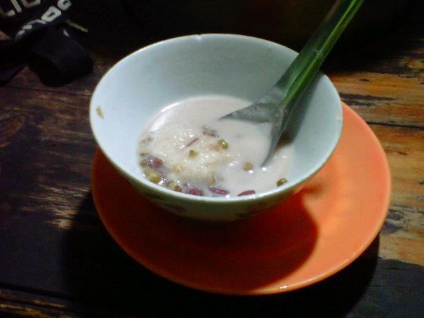 Bubur kacang jembatan nol rawalumbu, bekasi